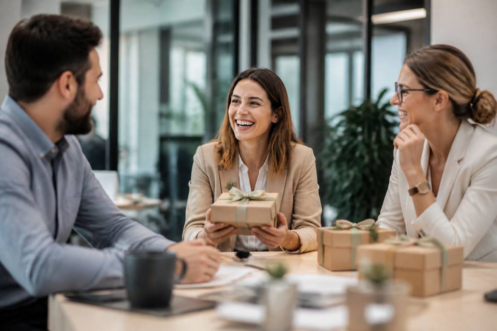 Cadeaux d'entreprises originaux : idées pour marquer les esprits